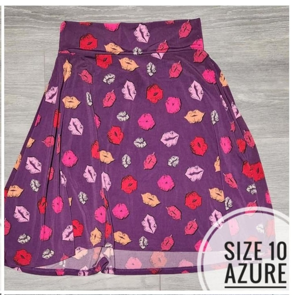 LuLaRoe Purple Lip Print Skirt